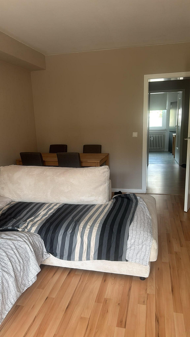 Frisch sanierte 3 Z. Woh., optional möbliert, im Herzen von Holweide – 72 m² mit großem Balkon! – Isolanistrasse 18, 51067 Köln(Holweide) – Vorschaubild 3
