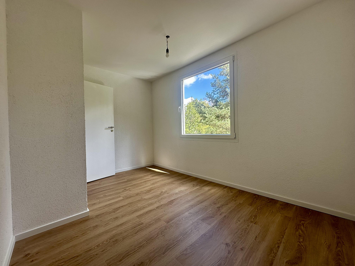 Perfekt für Familie oder WG, Renovierte 3-Zimmer-Wohnung – 93057 Regensburg(Reinhausen) – Vorschaubild 5