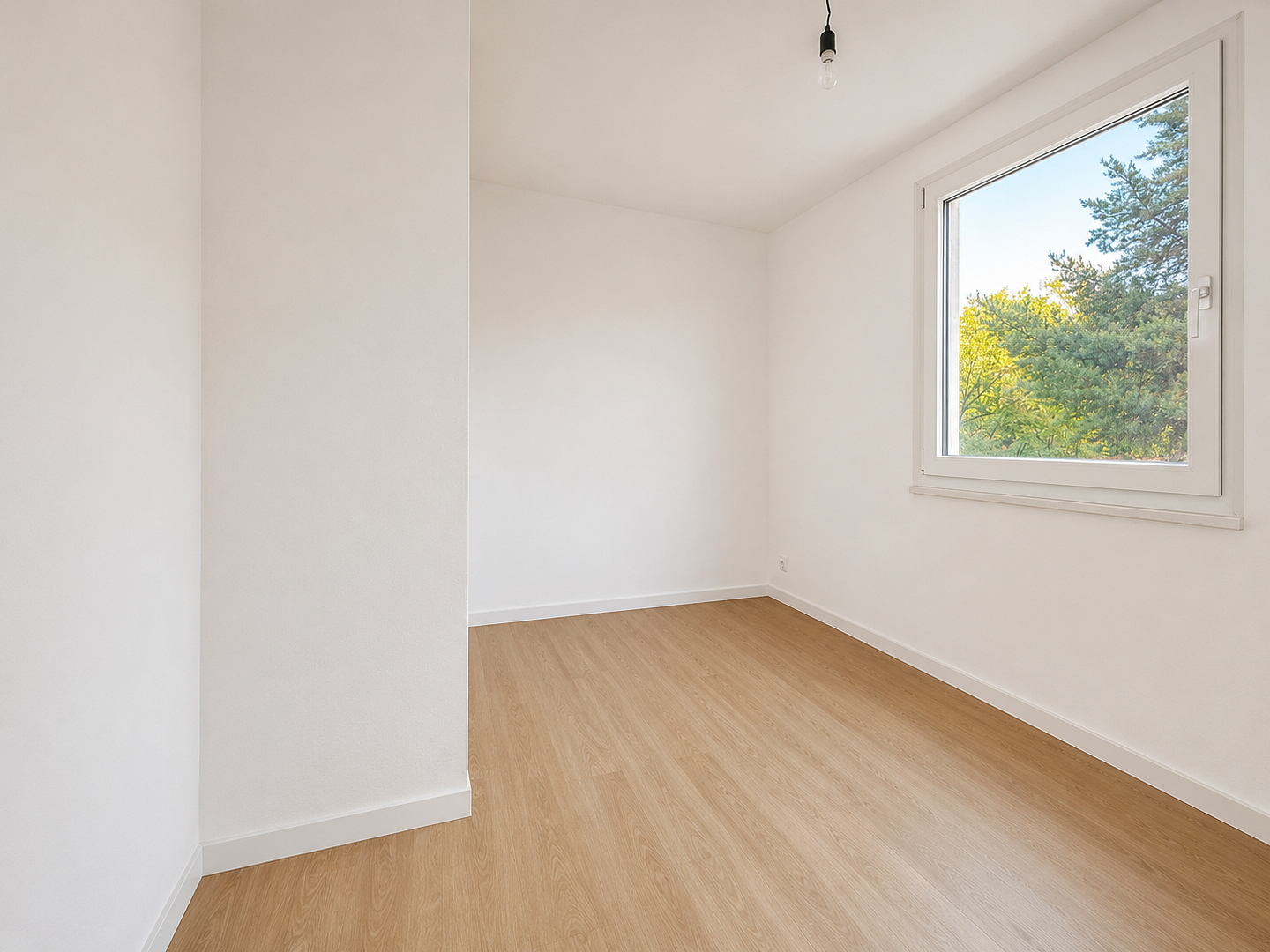 Modernisierte 3-Zimmer-Wohnung mit 2 Westbalkonen in Regensburg – Regensburg(Reinhausen) – Vorschaubild 6