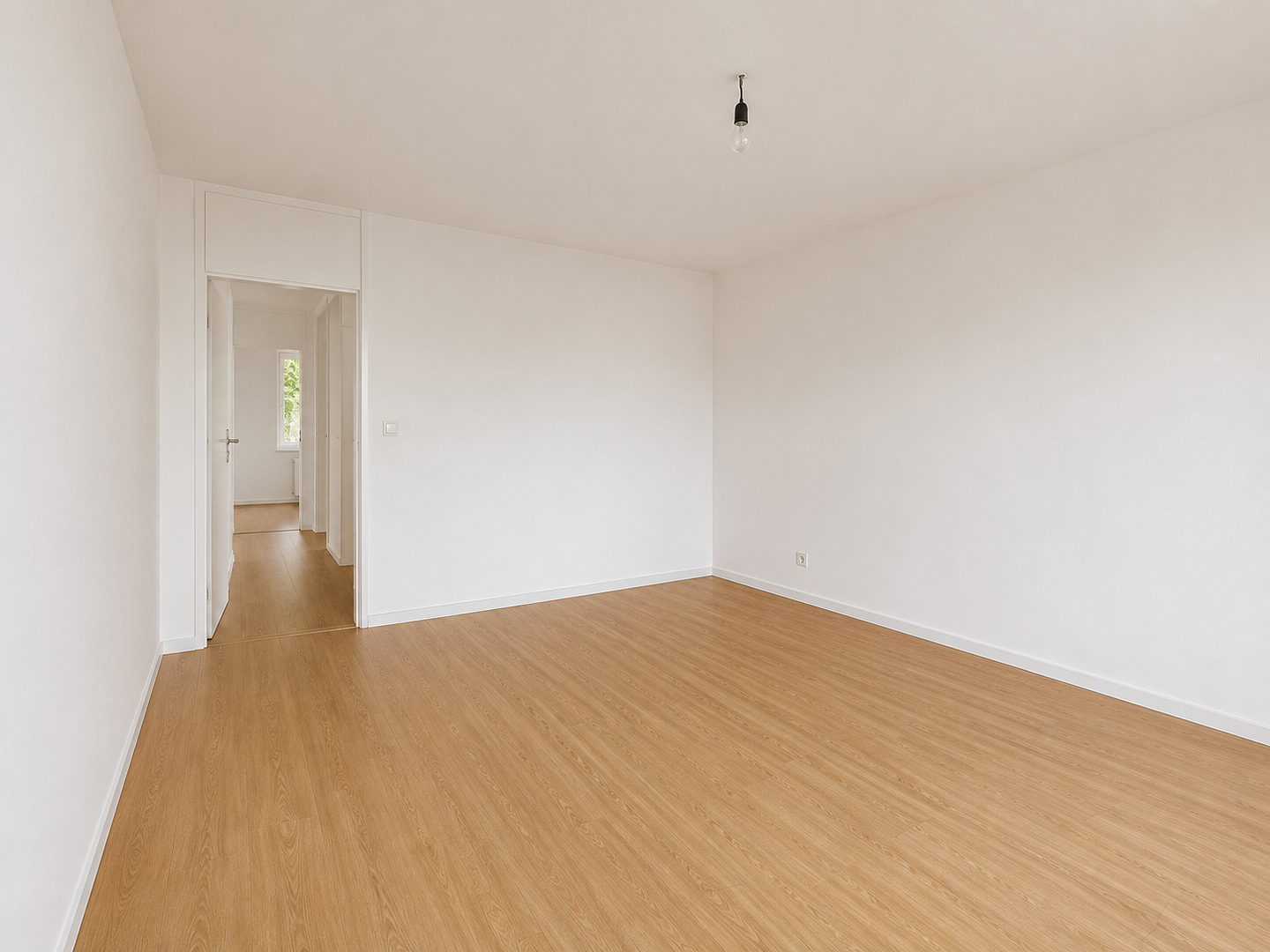 Modernisierte 3-Zimmer-Wohnung mit 2 Westbalkonen in Regensburg – Regensburg(Reinhausen) – Vorschaubild 5