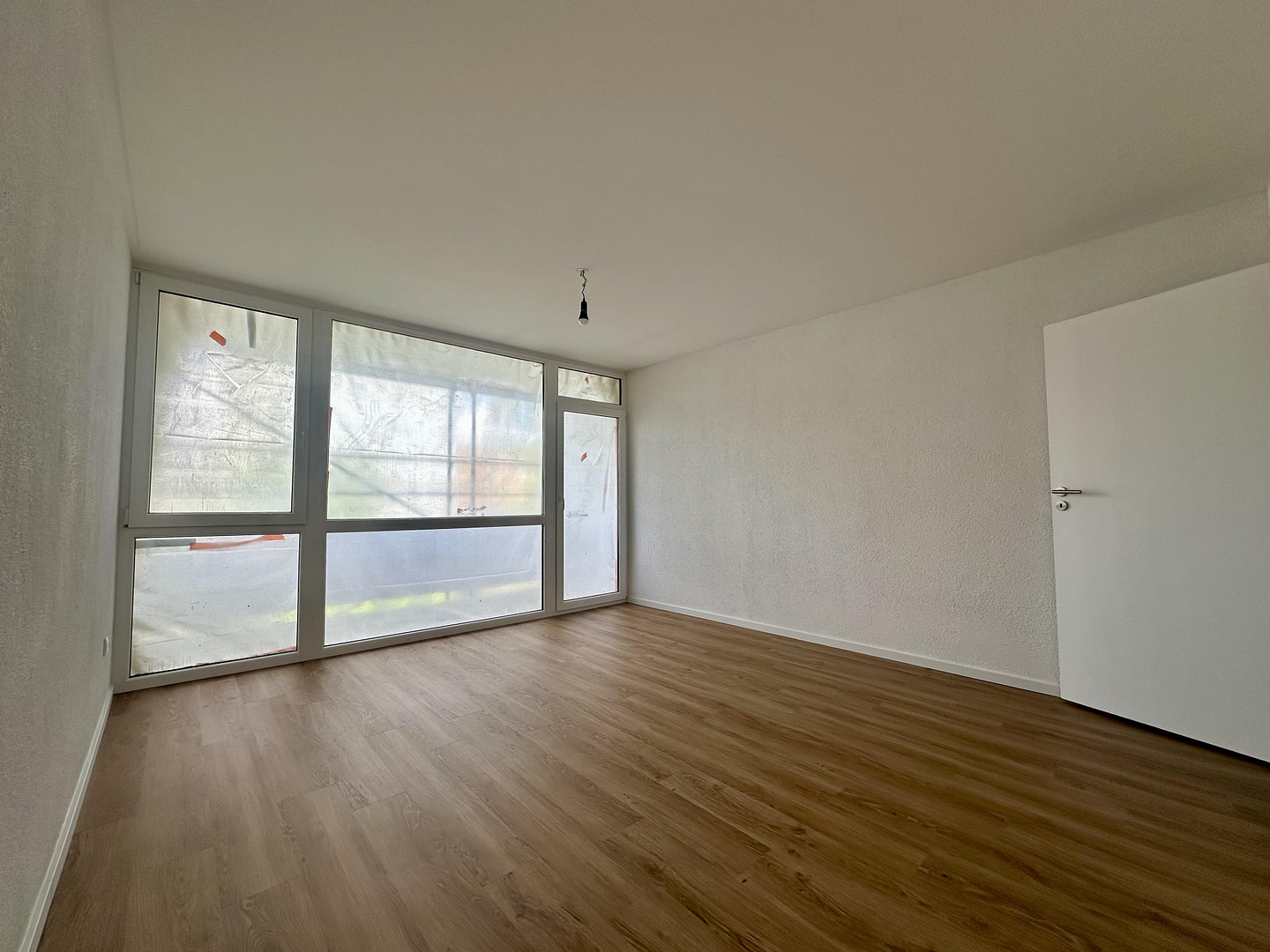 Perfekt für Familie oder WG, Renovierte 3-Zimmer-Wohnung – 93057 Regensburg(Reinhausen) – Vorschaubild 4