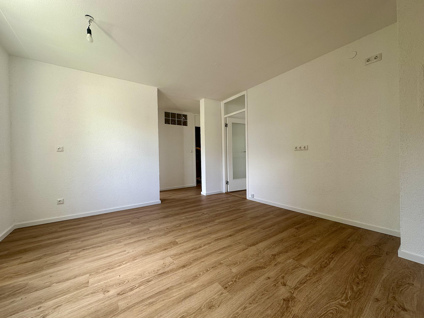 Perfekt für Familie oder WG, Renovierte 3-Zimmer-Wohnung – 93057 Regensburg(Reinhausen) – Vorschaubild 3