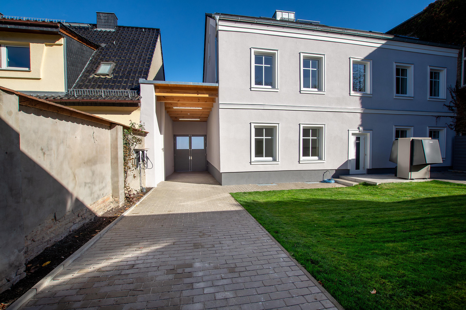 Kernsaniertes Zweifamilienhaus mit großer Remise in Potsdam – Potsdamer Str. 104, 14469 Potsdam(Bornim) – Vorschaubild 2