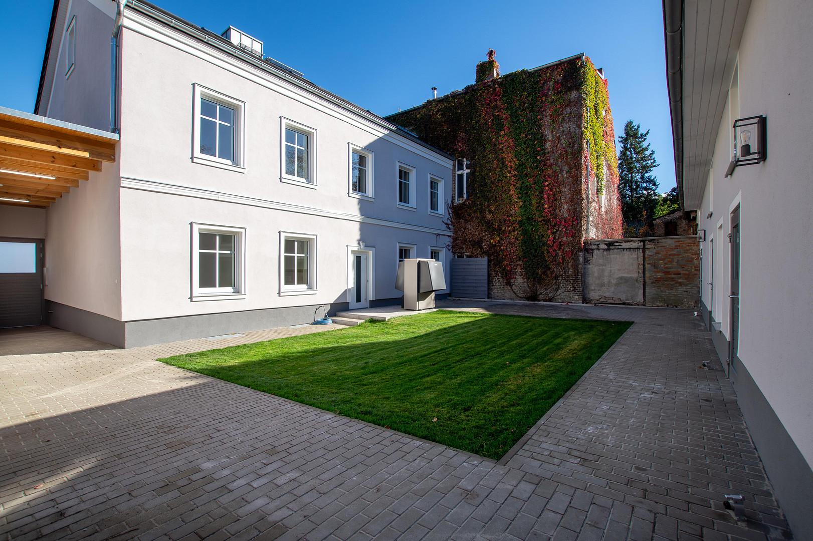 Kernsaniertes Zweifamilienhaus mit großer Remise in Potsdam – Potsdamer Str. 104, 14469 Potsdam(Bornim) – Vorschaubild 3