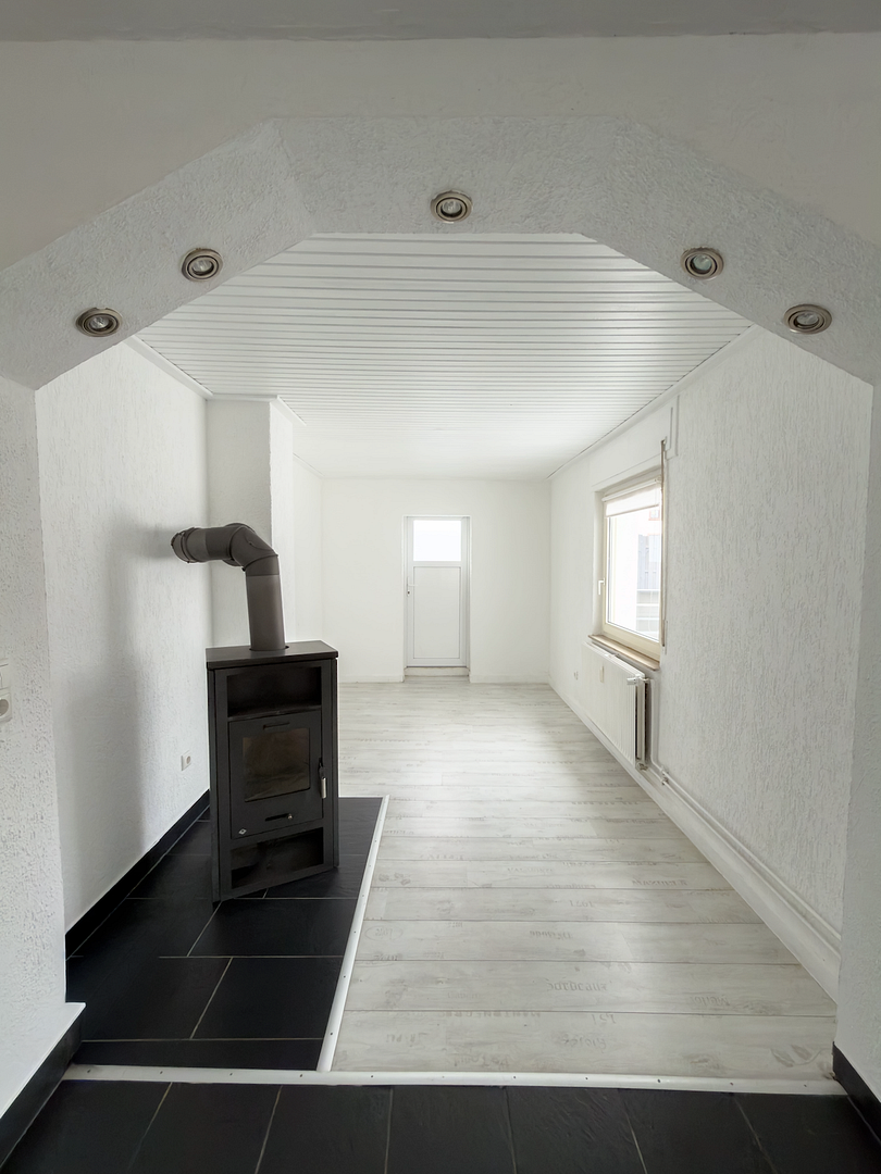 Komplett renoviertes Wohnhaus mit zwei großzügigen Terrassen, Wellnessbereich und Sauna – Waldalgesheim – Vorschaubild 24