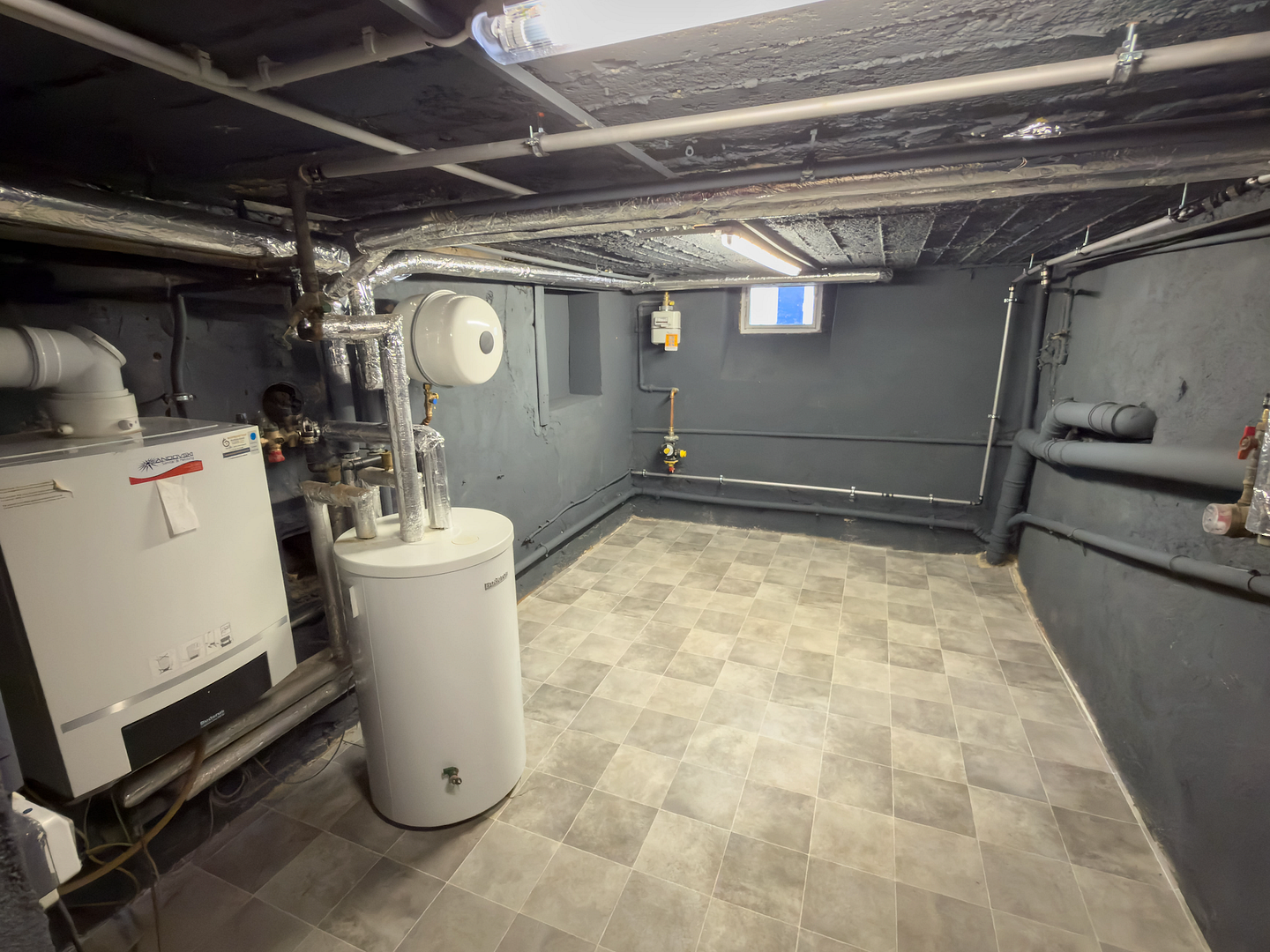 Komplett renoviertes Wohnhaus mit zwei großzügigen Terrassen, Wellnessbereich und Sauna – Waldalgesheim – Vorschaubild 6