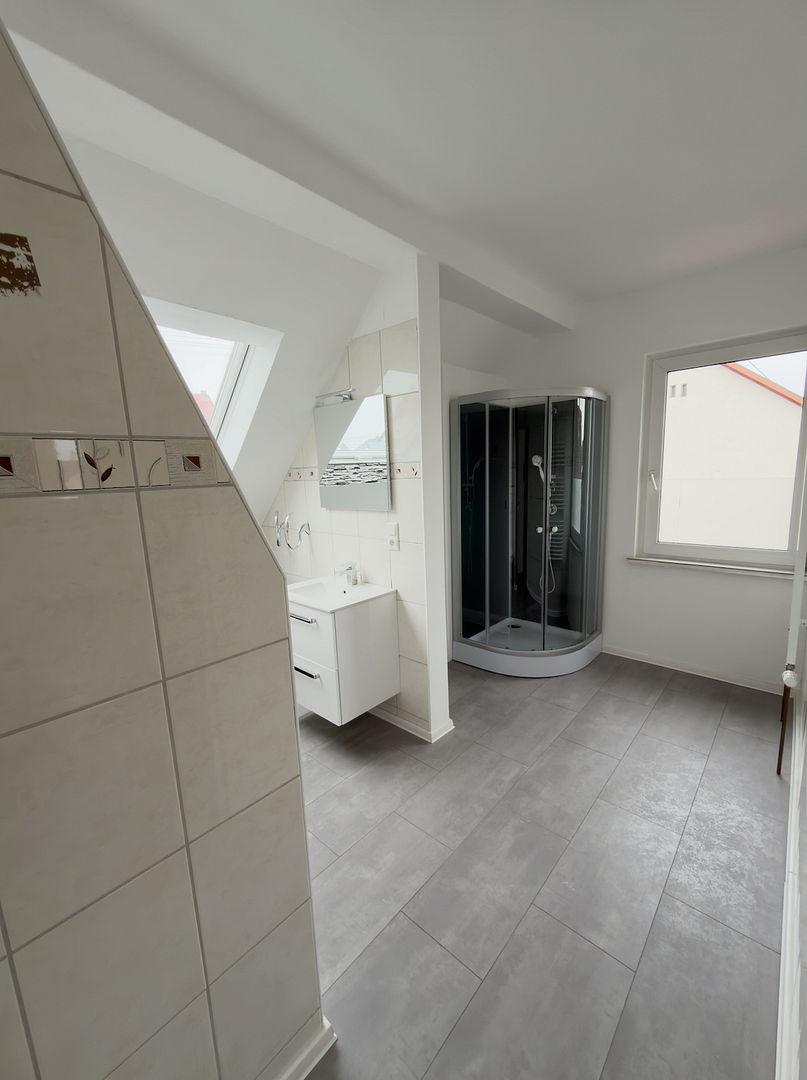 Komplett renoviertes Wohnhaus mit zwei großzügigen Terrassen, Wellnessbereich und Sauna – Waldalgesheim – Vorschaubild 16
