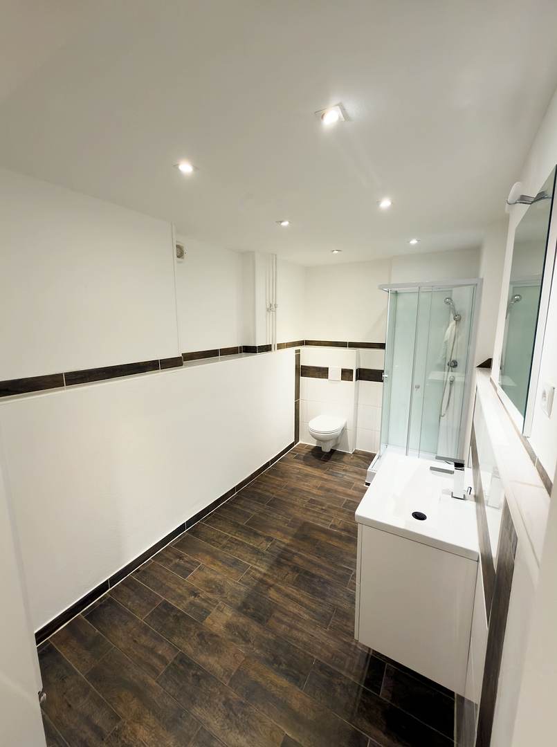 Komplett renoviertes Wohnhaus mit zwei großzügigen Terrassen, Wellnessbereich und Sauna – Waldalgesheim – Vorschaubild 3
