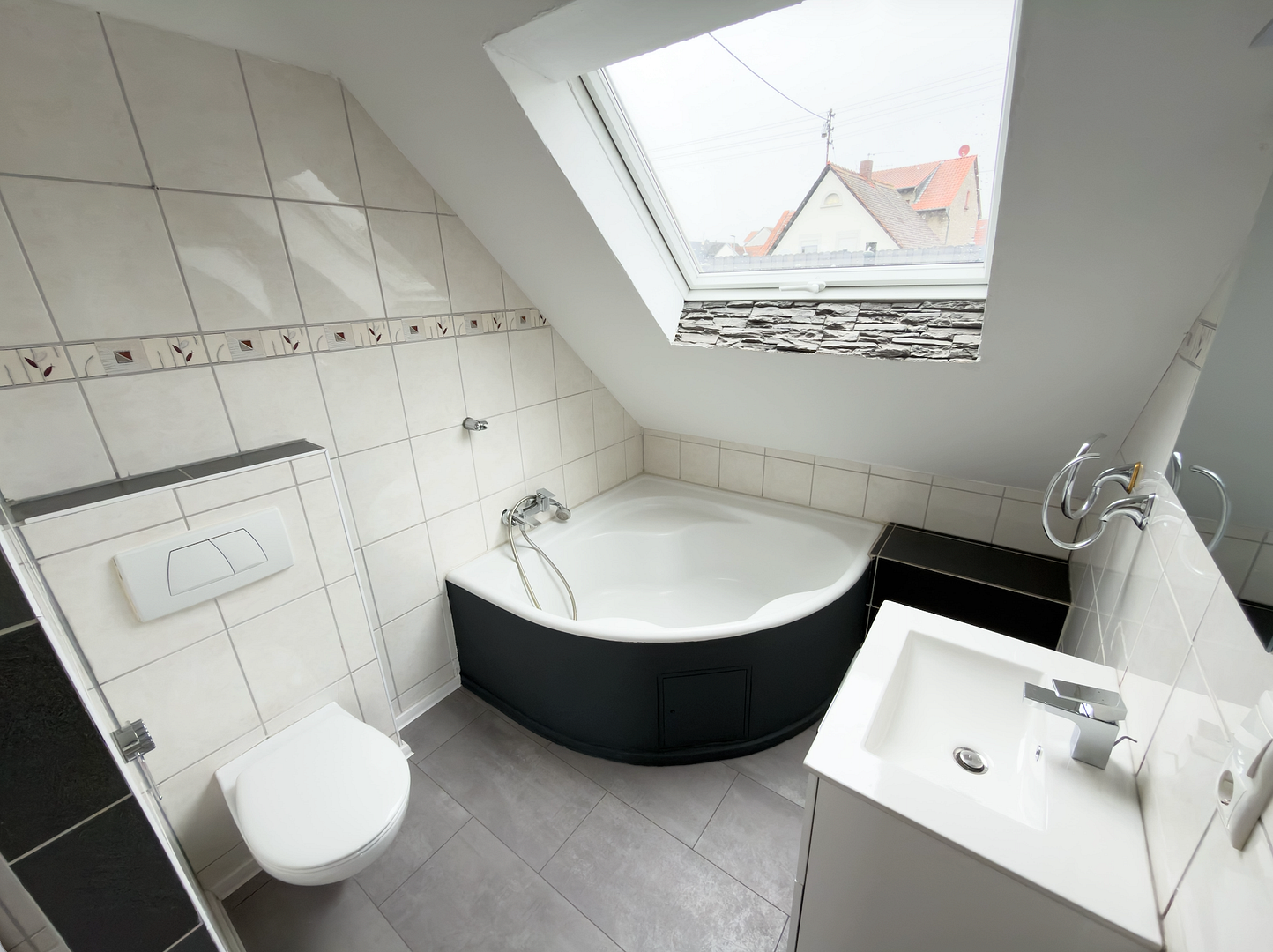 Komplett renoviertes Wohnhaus mit zwei großzügigen Terrassen, Wellnessbereich und Sauna – Waldalgesheim – Vorschaubild 18