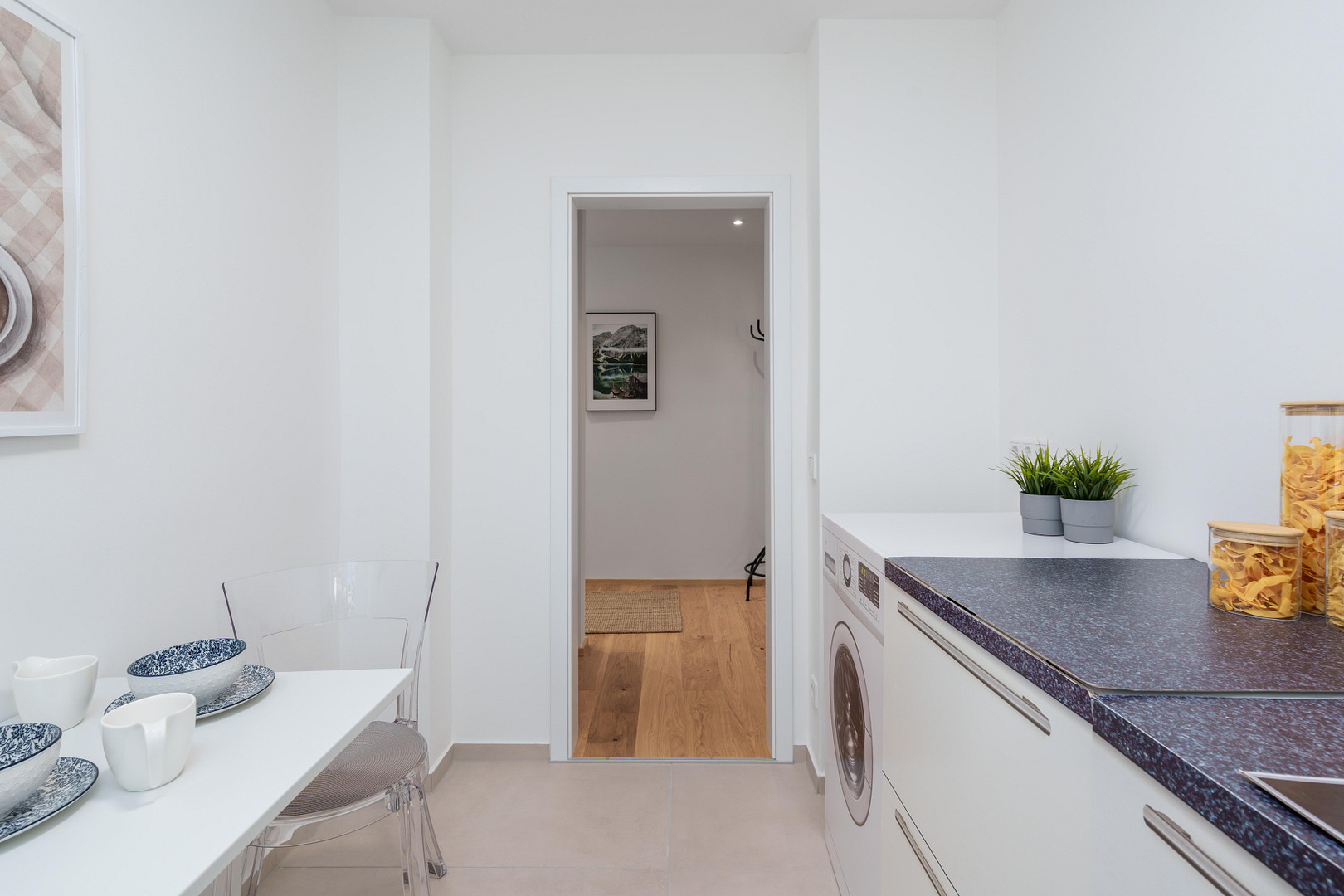 Erstbezug nach Modernisierung: Helle 3-Zimmerwohnung mit Balkon – provisionsfrei & WG-geeignet – München(Solln) – Vorschaubild 6