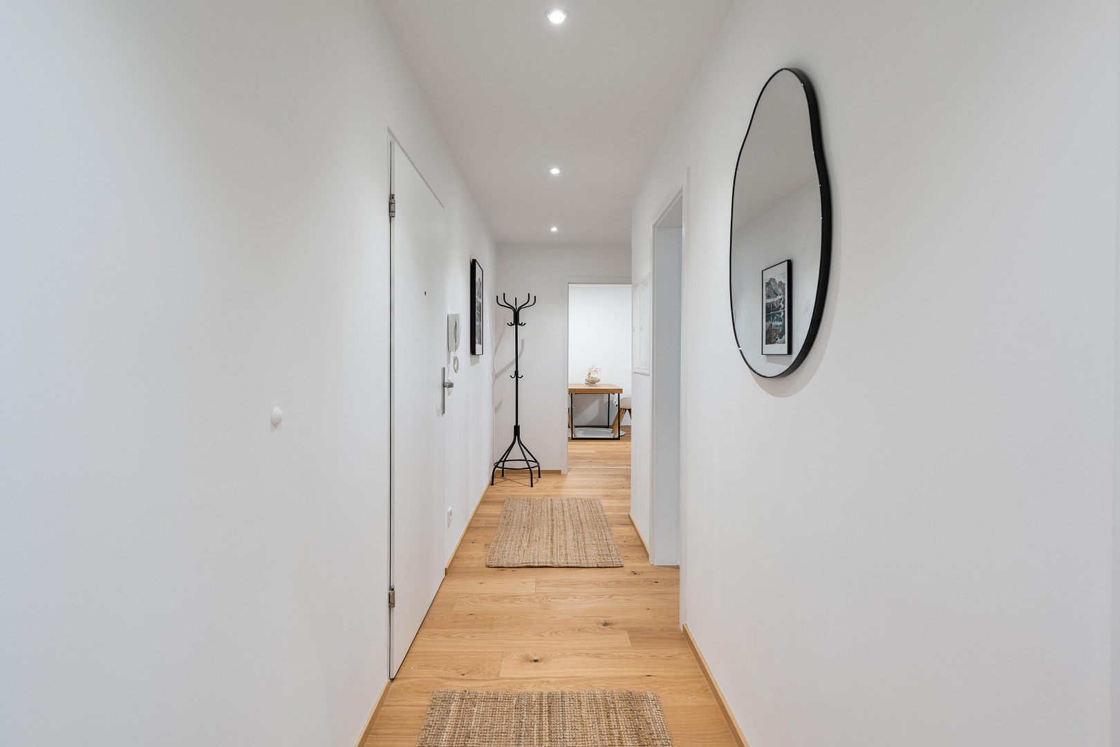 Erstbezug nach Modernisierung: Helle 3-Zimmerwohnung mit Balkon – provisionsfrei & WG-geeignet – München(Solln) – Vorschaubild 9