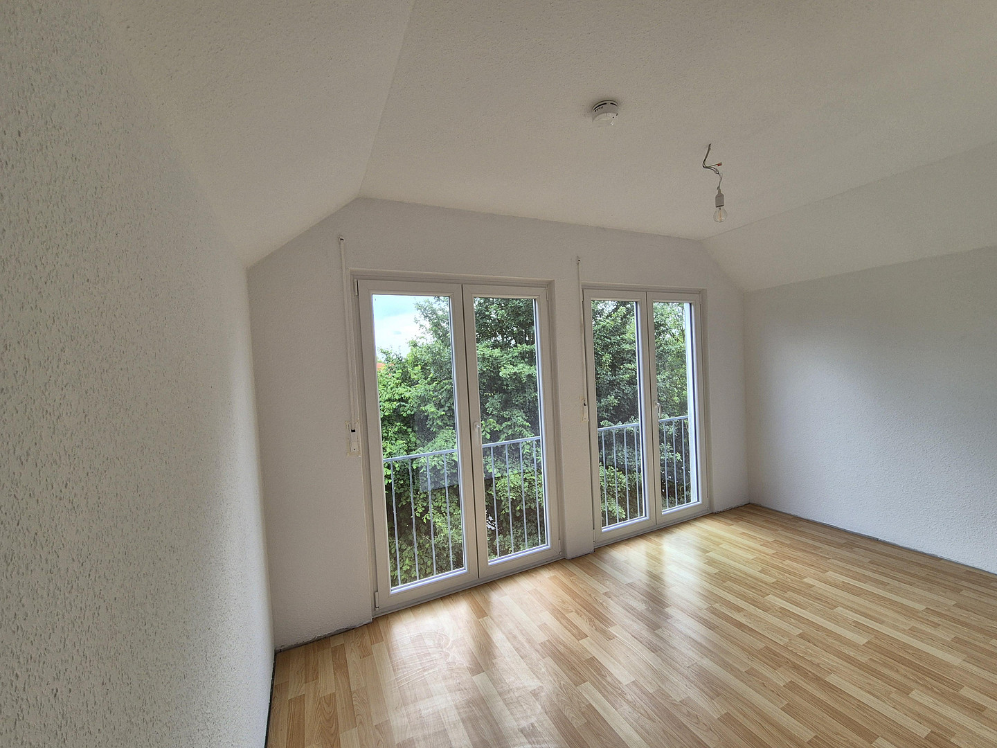 Renovierte 2-Zimmer Wohnung mit Küche – Bernau – Vorschaubild 12