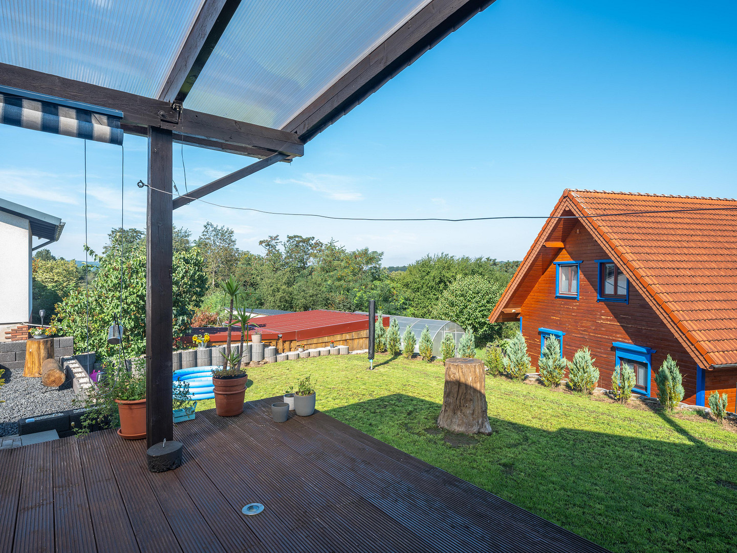 Exklusiver freistehender Bungalow mit Einliegerwohnung, Fernblick, Doppelgarage & großem Garten – Krappelroth 29, 66839 Schmelz – Vorschaubild 27
