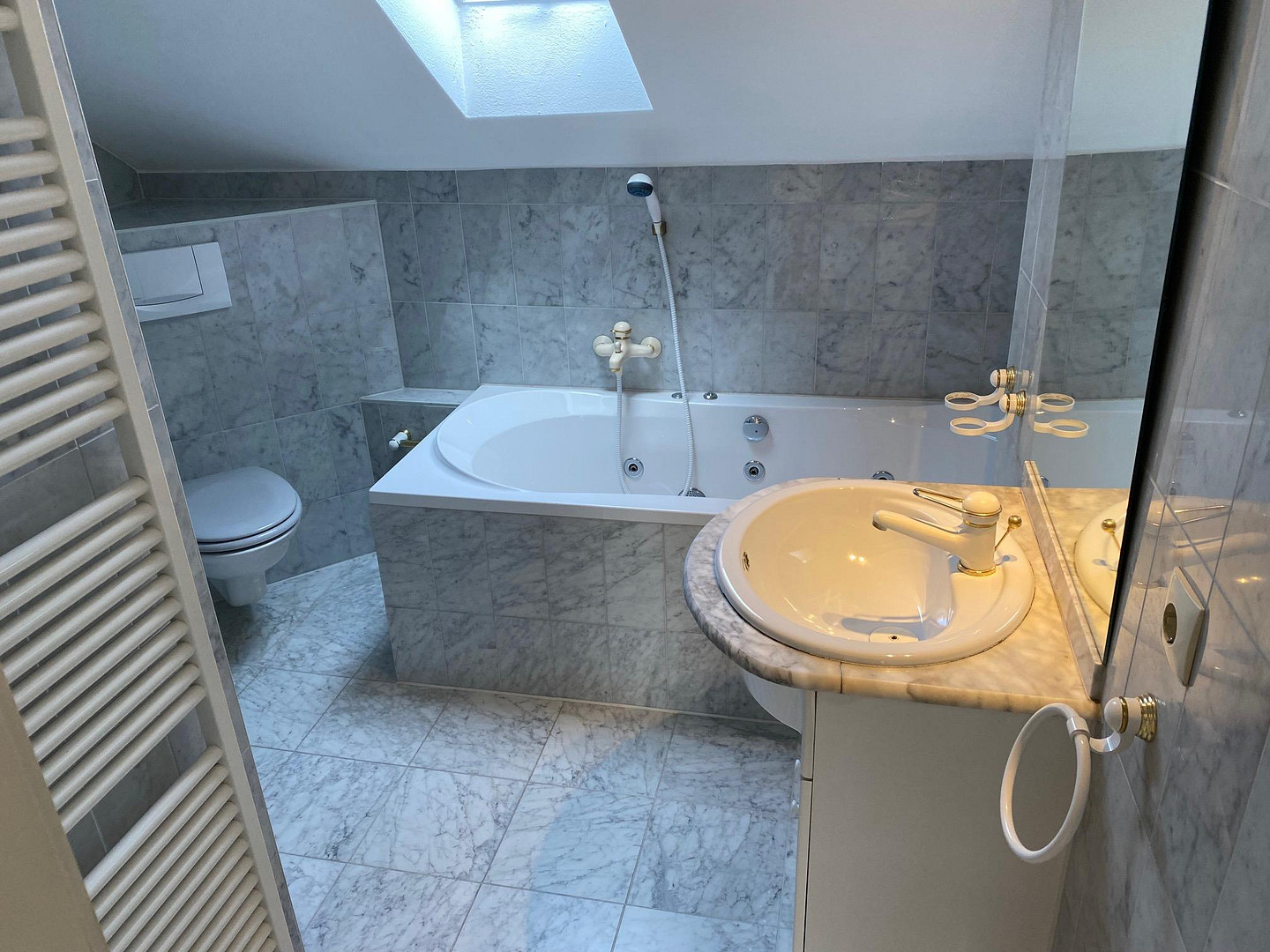 Wohnung mit Seesicht, Garten und Pool – Am Blütenhang 10, 78351 Bodmann-Ludwigshafen(Ludwigshafen am Bodensee) – Vorschaubild 6
