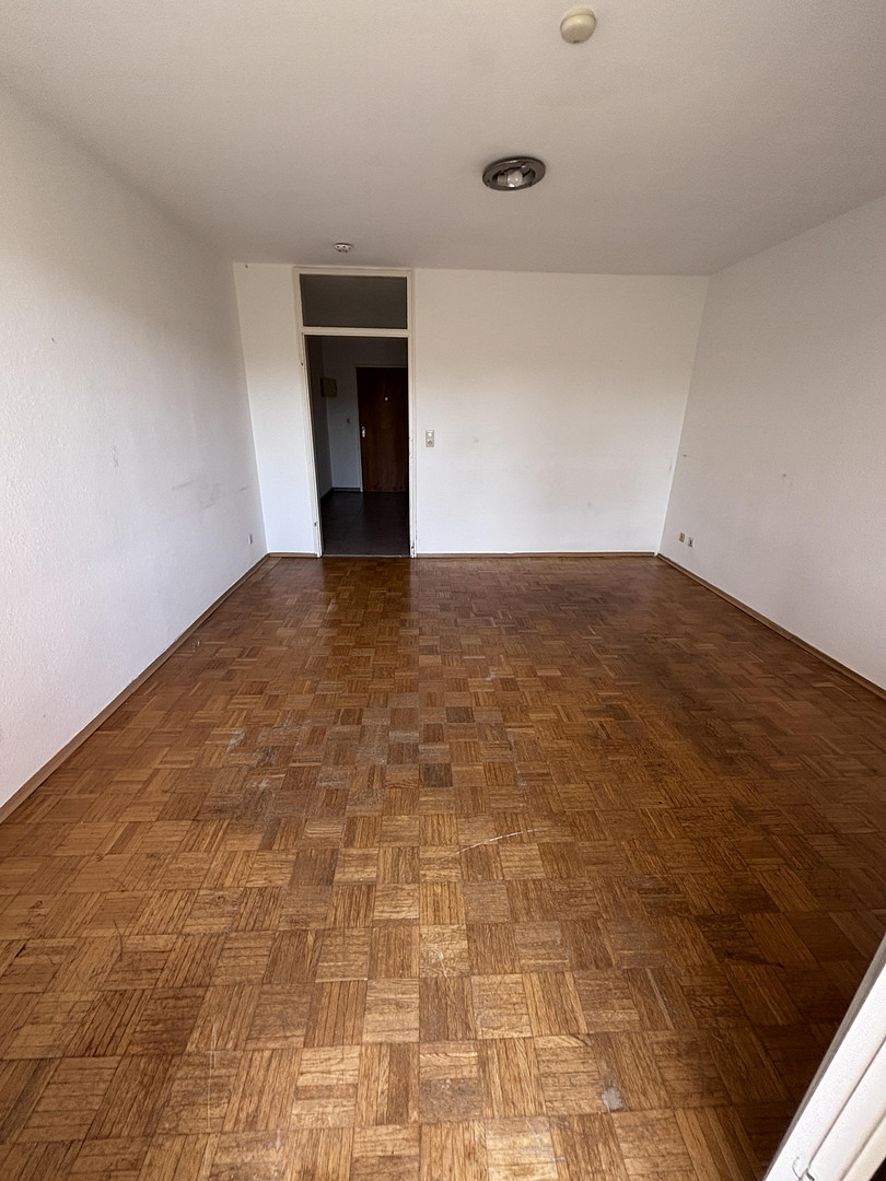 6% Rendite möglich / leerstehende 1,5-Zimmer Wohnung – Stuttgart-Hofen(Hofen) – Vorschaubild 2