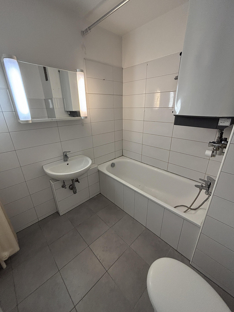 6% Rendite möglich / leerstehende 1,5-Zimmer Wohnung – Stuttgart-Hofen(Hofen) – Vorschaubild 4