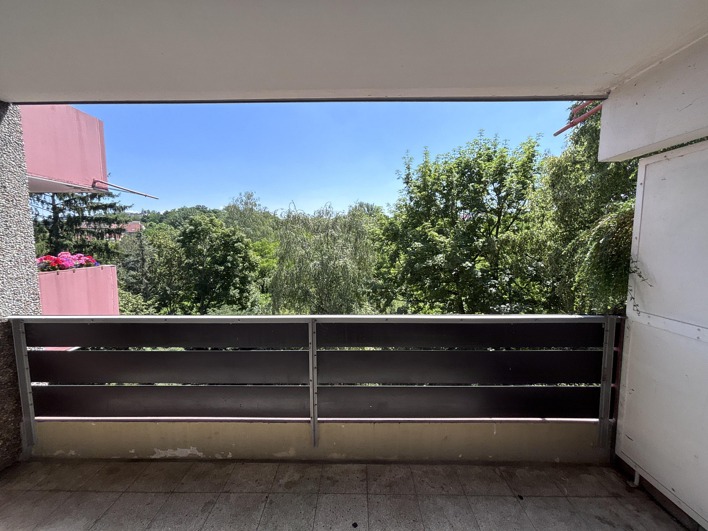 6% Rendite möglich / leerstehende 1,5-Zimmer Wohnung – Stuttgart-Hofen(Hofen) – Vorschaubild 9