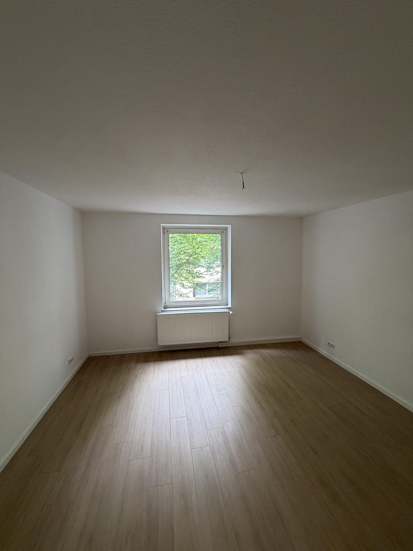 Erstbezug nach Kernsanierung | 3 Zimmer | Große Wohnküche | Loggia | WG-geeignet – Manteuffelstr. 3, 45138 Essen(Südostviertel) – Vorschaubild 5