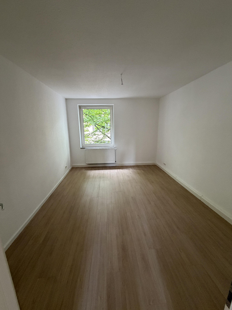 Erstbezug nach Kernsanierung | 3 Zimmer | Große Wohnküche | Loggia | WG-geeignet – Manteuffelstr. 3, 45138 Essen(Südostviertel) – Vorschaubild 6
