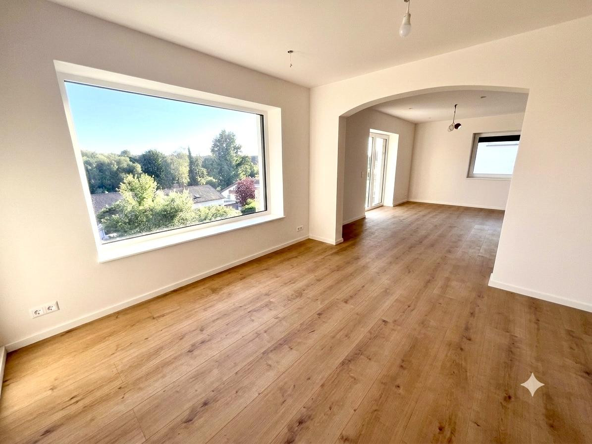 Erstbezug Möhringen: Stilvolle 3,5-Zi.-Etagenwohnung mit Kamin, Balkon & Garten – Im Schießgärtle 17, 70567 Stuttgart(Möhringen) – Vorschaubild 2