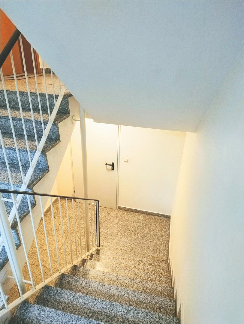 Charmante 3-Zi.- Maisonettewhg, TG-Stellplatz ,Garten, Balkon in grüner Lage von Hamburg Meiendorg – 22145 Hamburg-Meiendorf(Rahlstedt) – Vorschaubild 8