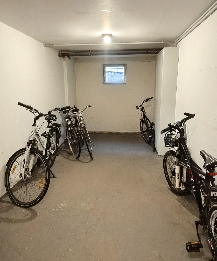 Charmante 3-Zi.- Maisonettewhg, TG-Stellplatz ,Garten, Balkon in grüner Lage von Hamburg Meiendorg – 22145 Hamburg-Meiendorf(Rahlstedt) – Vorschaubild 32