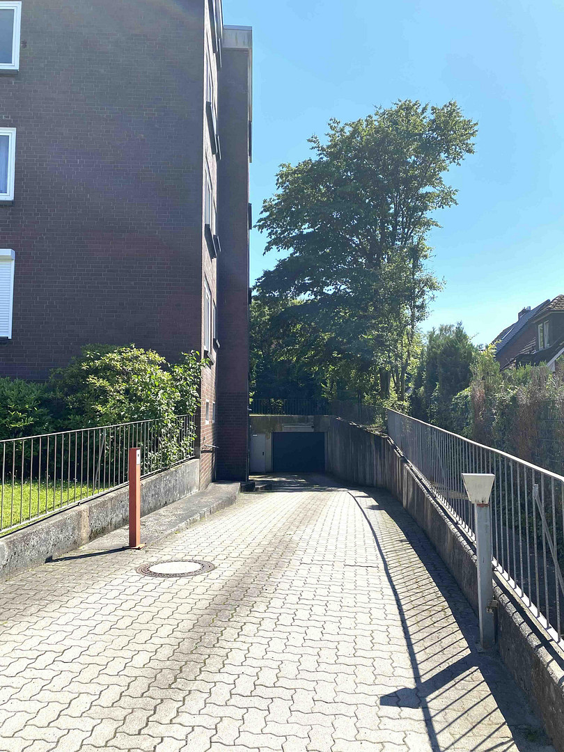 Lichtdurchflutete Wohnung mit großem Balkon und TG-Stellplatz – Hamburg(Sülldorf) – Vorschaubild 15
