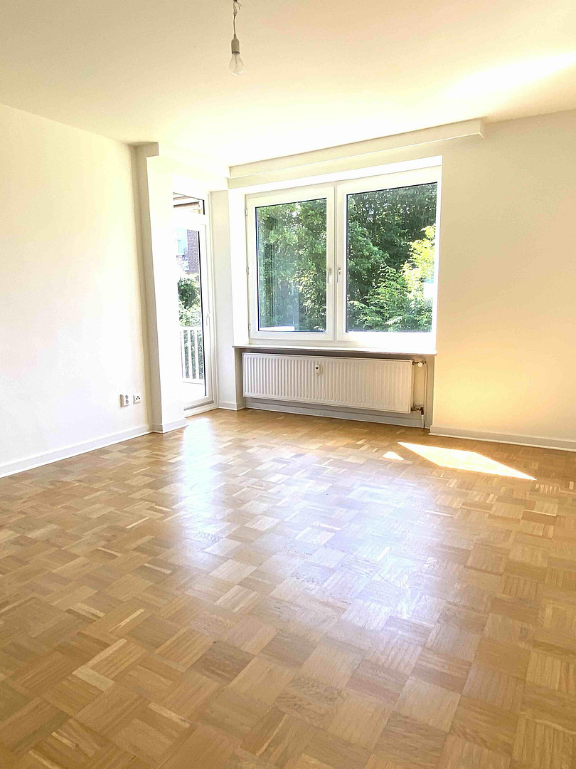 Lichtdurchflutete Wohnung mit großem Balkon und TG-Stellplatz – Hamburg(Sülldorf) – Vorschaubild 4