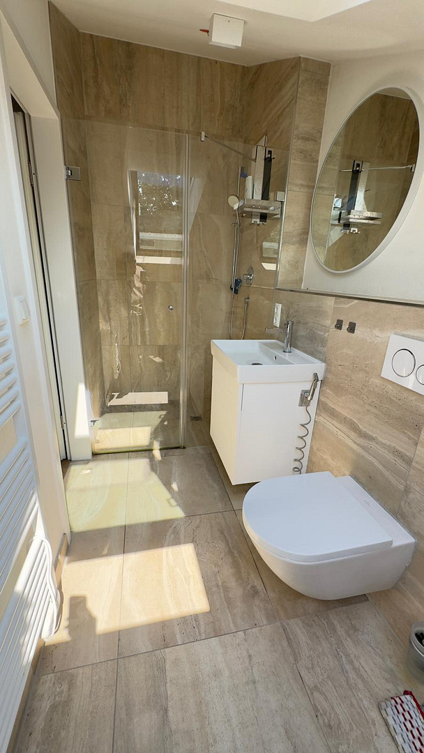 ab 01.08. möblierte 2-Zimmer-Dachgeschoß-Mietwohnung in München-Perlach – Stümpflingstraße 5, 81549 München(Altperlach) – Vorschaubild 13