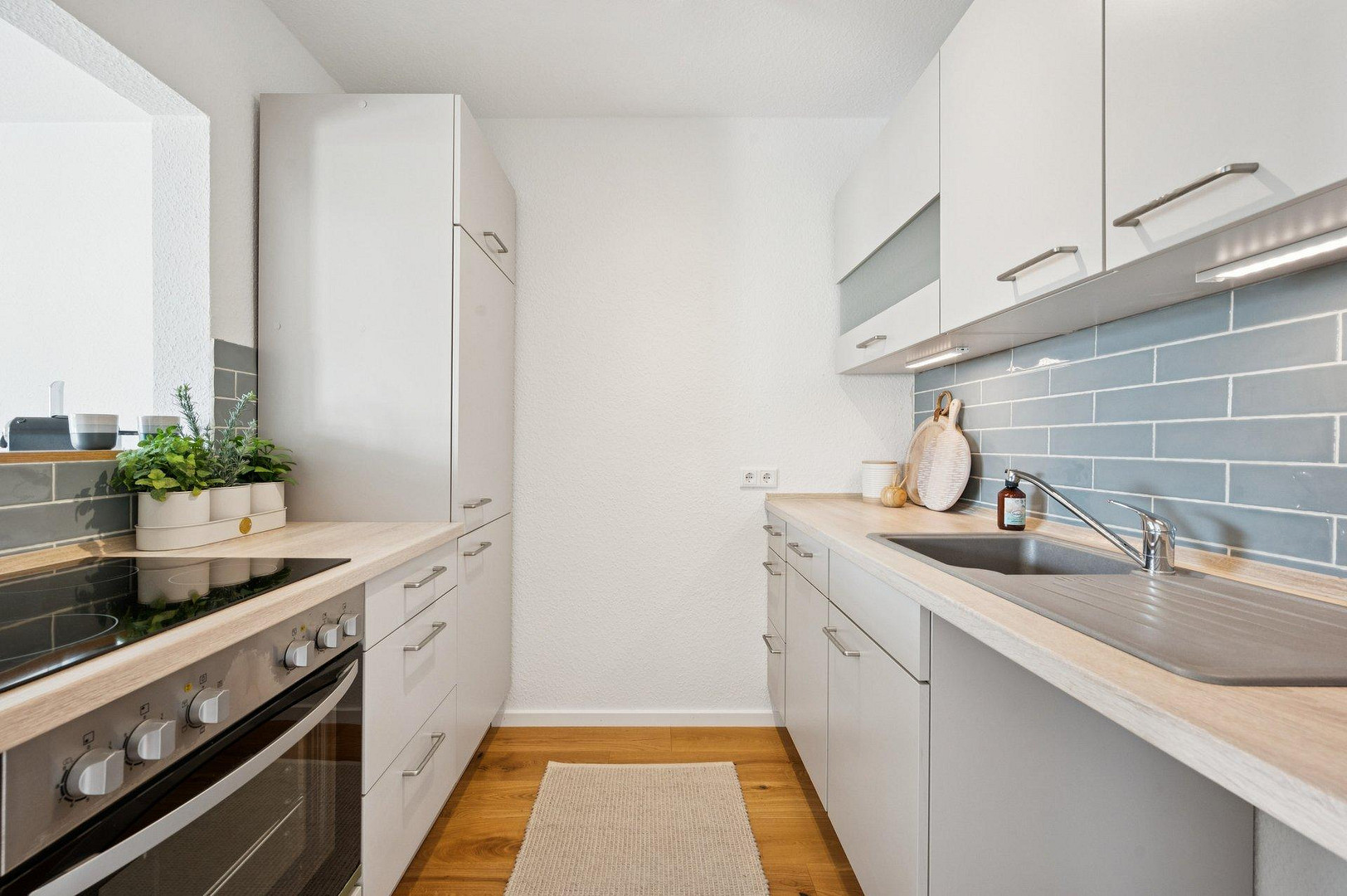 Vorne Stadt, hinten grüne Gärten – 2 Zimmer in Neckarau mit Balkon – Mannheim(Neckarau) – Vorschaubild 3