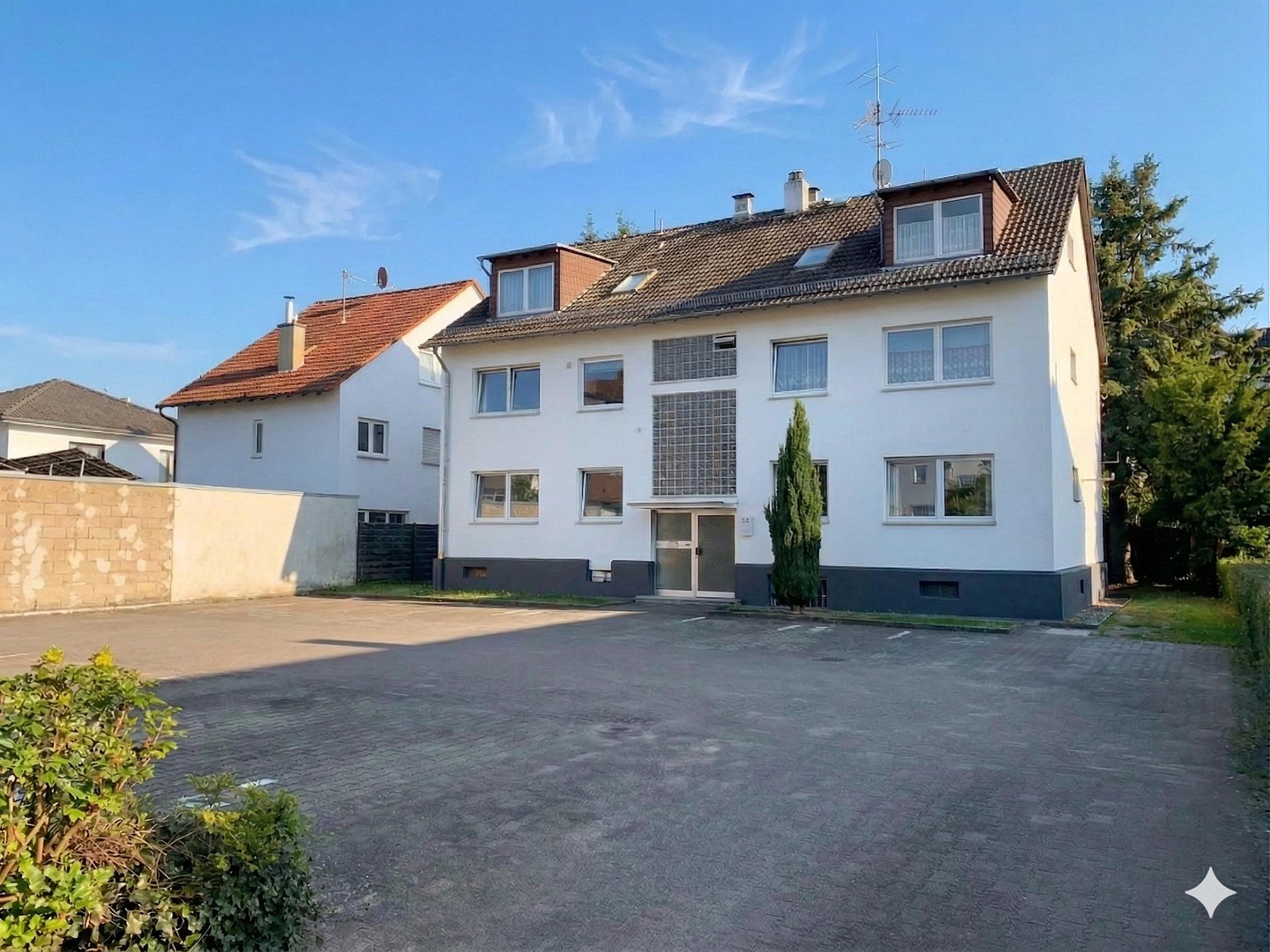 TOP Rendite in Frankfurt-Zeilsheim – Frankfurt Zeilsheim(Zeilsheim) – Vorschaubild 2