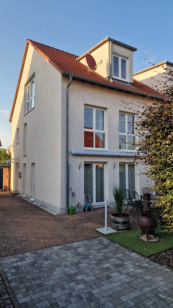 Hochwertige Doppelhaushälfte mit Effizienz, Komfort & perfekter Lage – Mainhausen(Mainflingen) – Vorschaubild 2