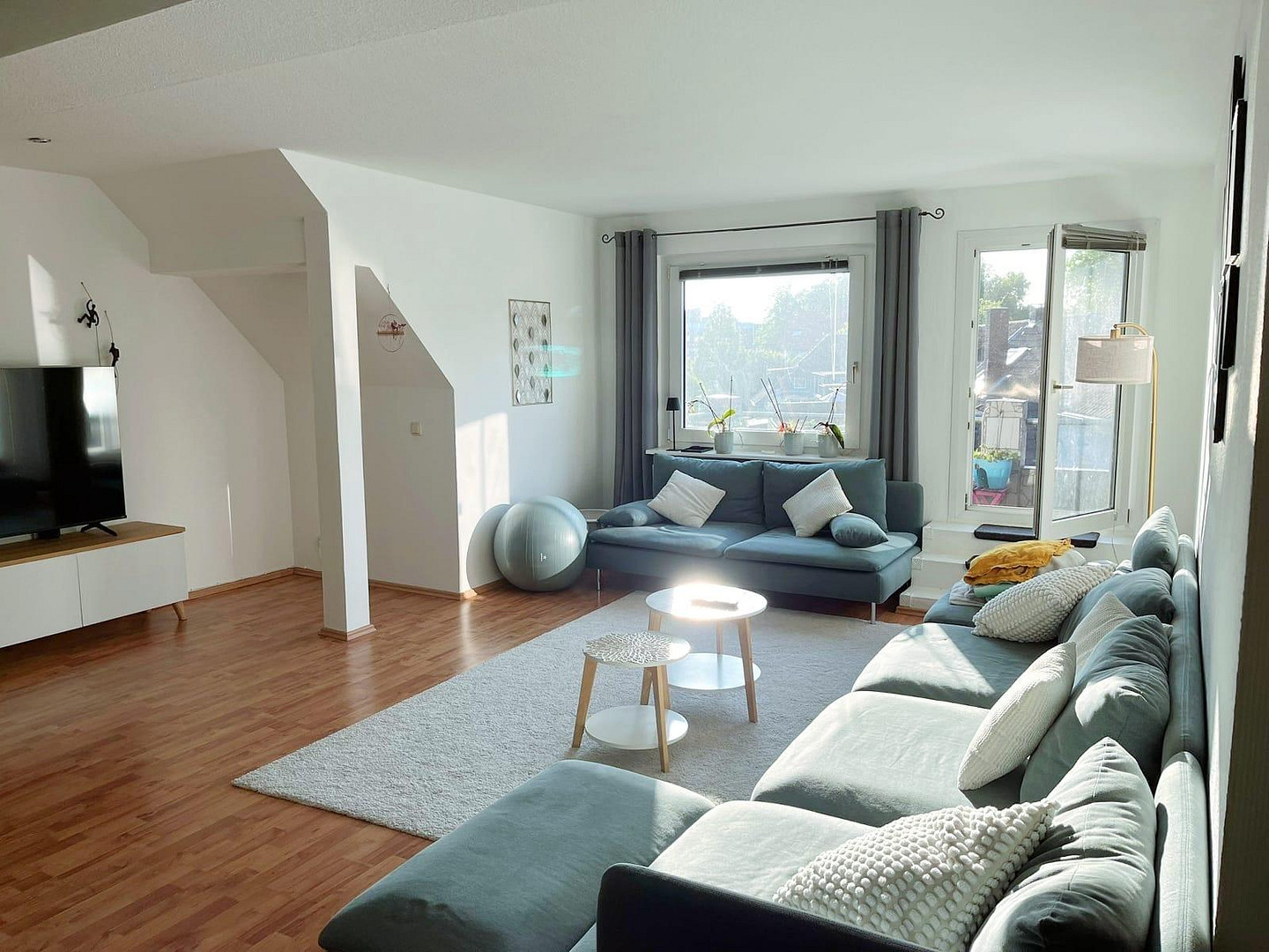Dachterrasse mit Blick ins Grüne. Ganz oben. Ganz für sich. Ganz ruhig. Mitten im Wasserviertel. – Moselstraße 9, 47051 Duisburg(Altstadt) – Vorschaubild 3