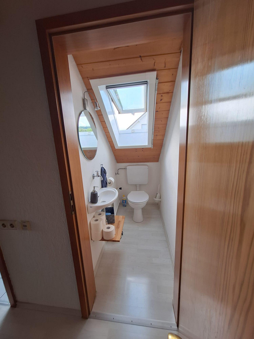 Gemütliche Dachgeschosswohnung 4 Zimmer mit Einbauküche in ruhiger Wohngegend – 71720 Gronau – Vorschaubild 19