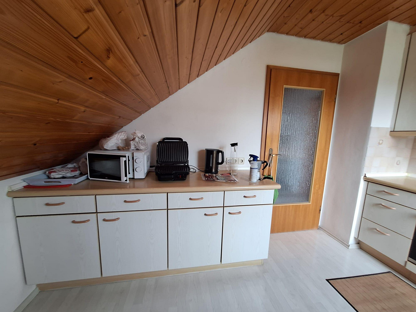 Gemütliche Dachgeschosswohnung 4 Zimmer mit Einbauküche in ruhiger Wohngegend – 71720 Gronau – Vorschaubild 7