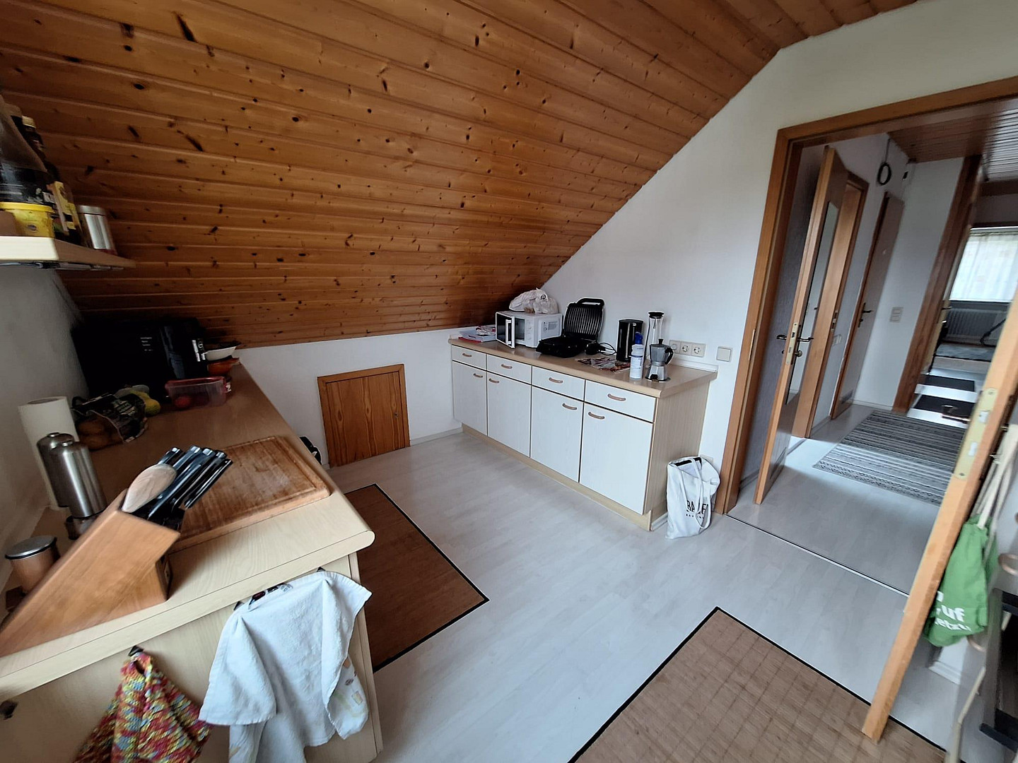 Gemütliche Dachgeschosswohnung 4 Zimmer mit Einbauküche in ruhiger Wohngegend – 71720 Gronau – Vorschaubild 8