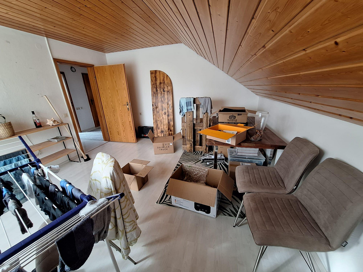 Gemütliche Dachgeschosswohnung 4 Zimmer mit Einbauküche in ruhiger Wohngegend – 71720 Gronau – Vorschaubild 11