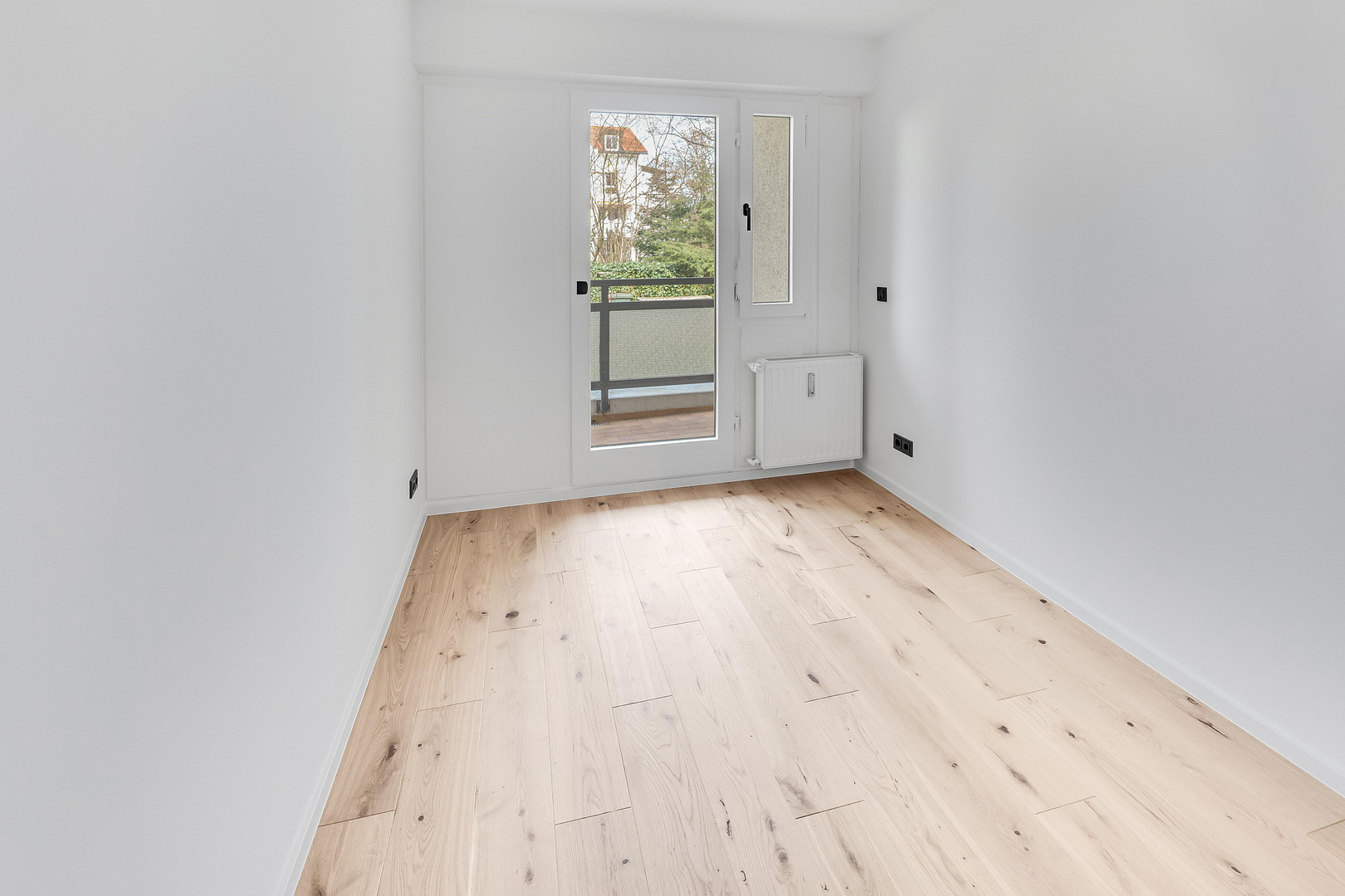 PROVISIONSFREI: Umfassend sanierte 3-Zi-Wohnung mit 2xLoggia, Bogenhausen English speaking – Zimmermannweg 2, 81927 München(Denning) – Vorschaubild 6