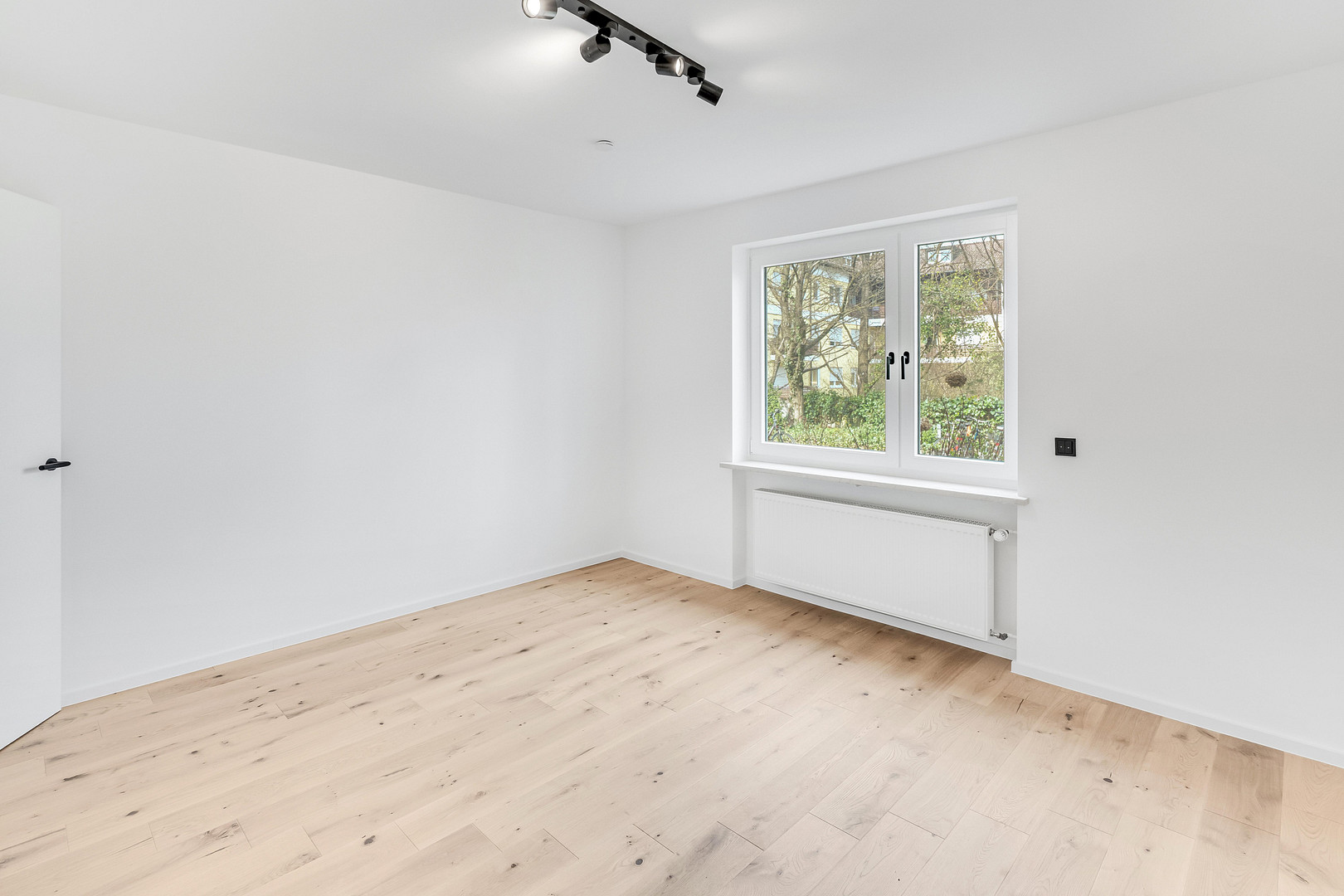 PROVISIONSFREI: Umfassend sanierte 3-Zi-Wohnung mit 2xLoggia, Bogenhausen English speaking – Zimmermannweg 2, 81927 München(Denning) – Vorschaubild 7
