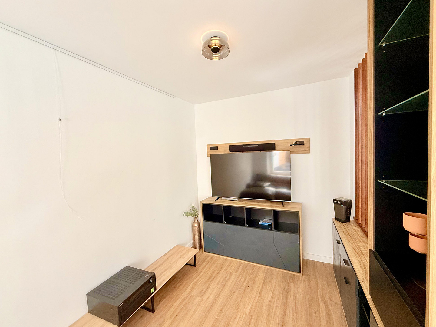Erstbezug eines Exklusives Saniertes Möbliertes 2-Zi.-Apartment im EG in Erlangen Zentrum – Marquardsenstr. 5, 91054 Erlangen – Vorschaubild 22