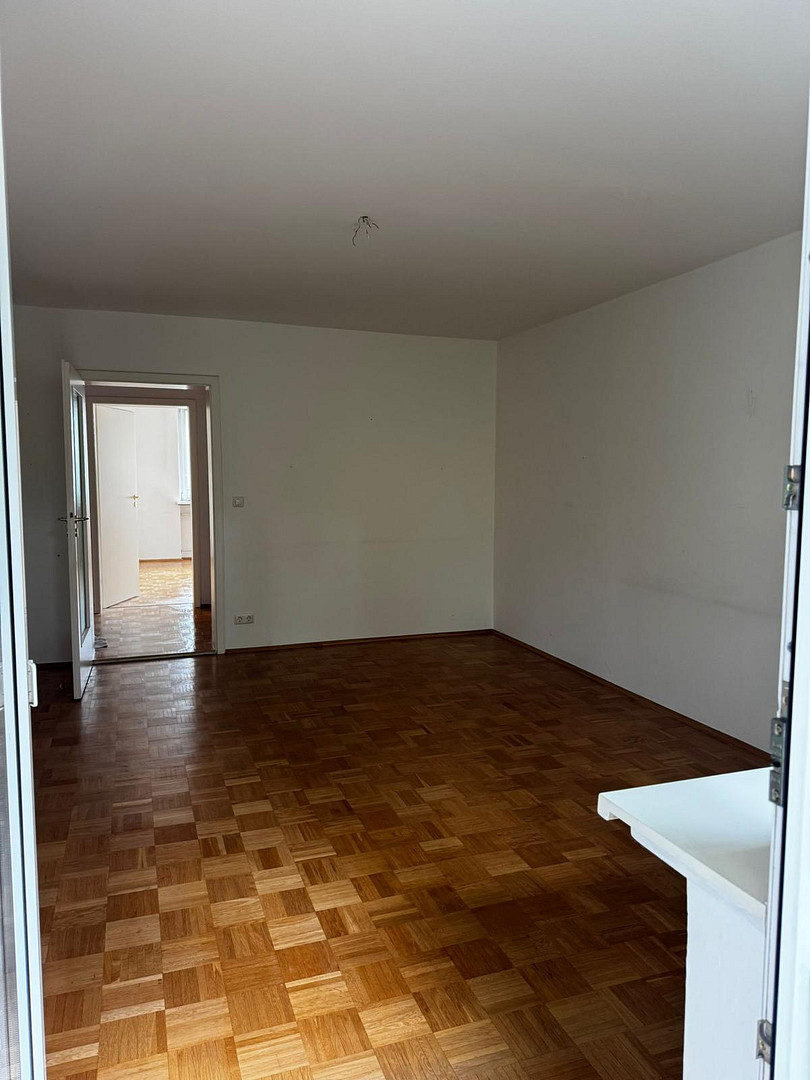 Lichtdurchflutete 3 Zi. K, Bad + WC – Denninger Str., 81927 München(Englschalking) – Vorschaubild 11
