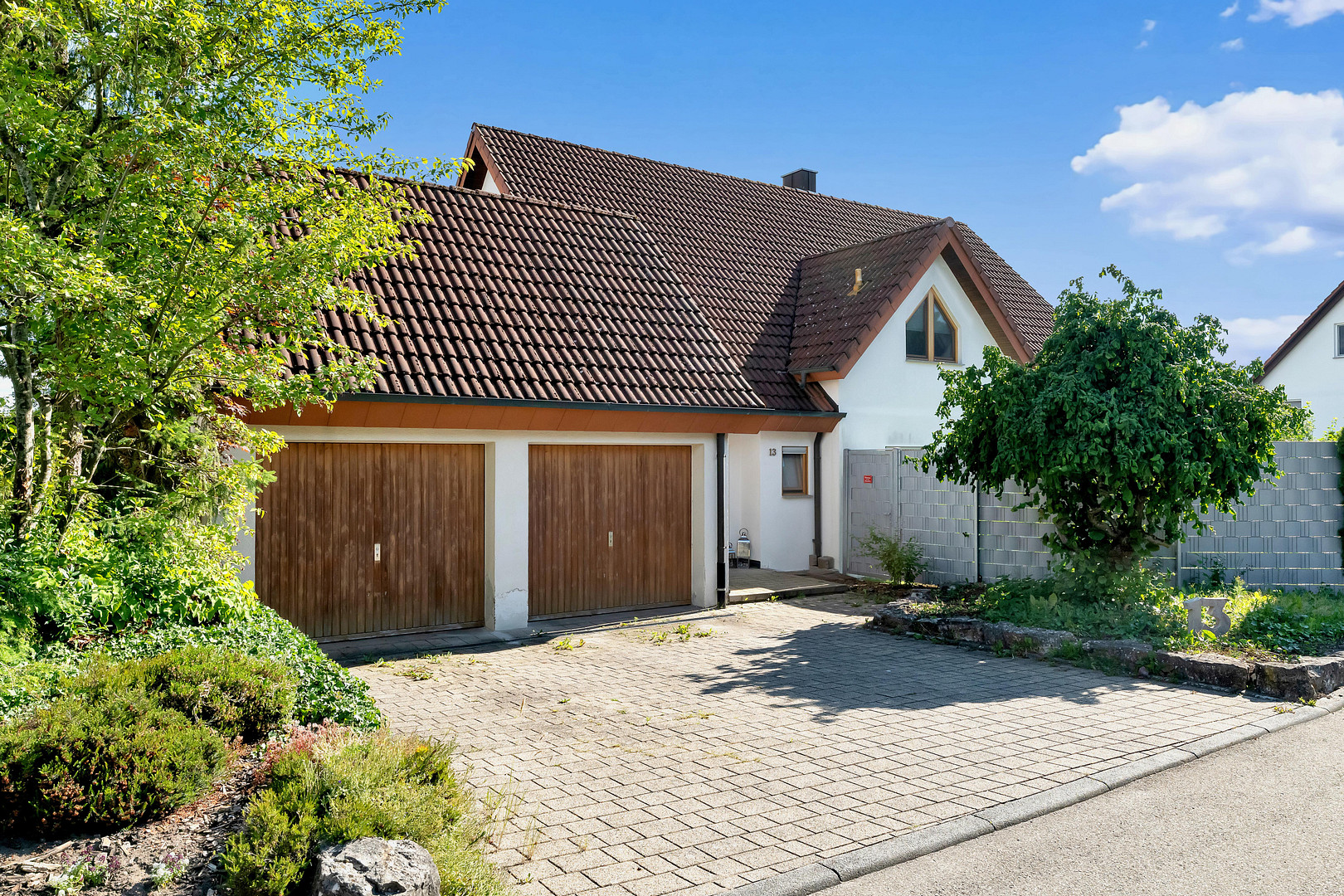 Grundsolides Zweifamilienhaus in Berglage: 223 m² Weite, absolute Privatsphäre und clevere Technik – Crailsheim(Wittau) – Vorschaubild 5