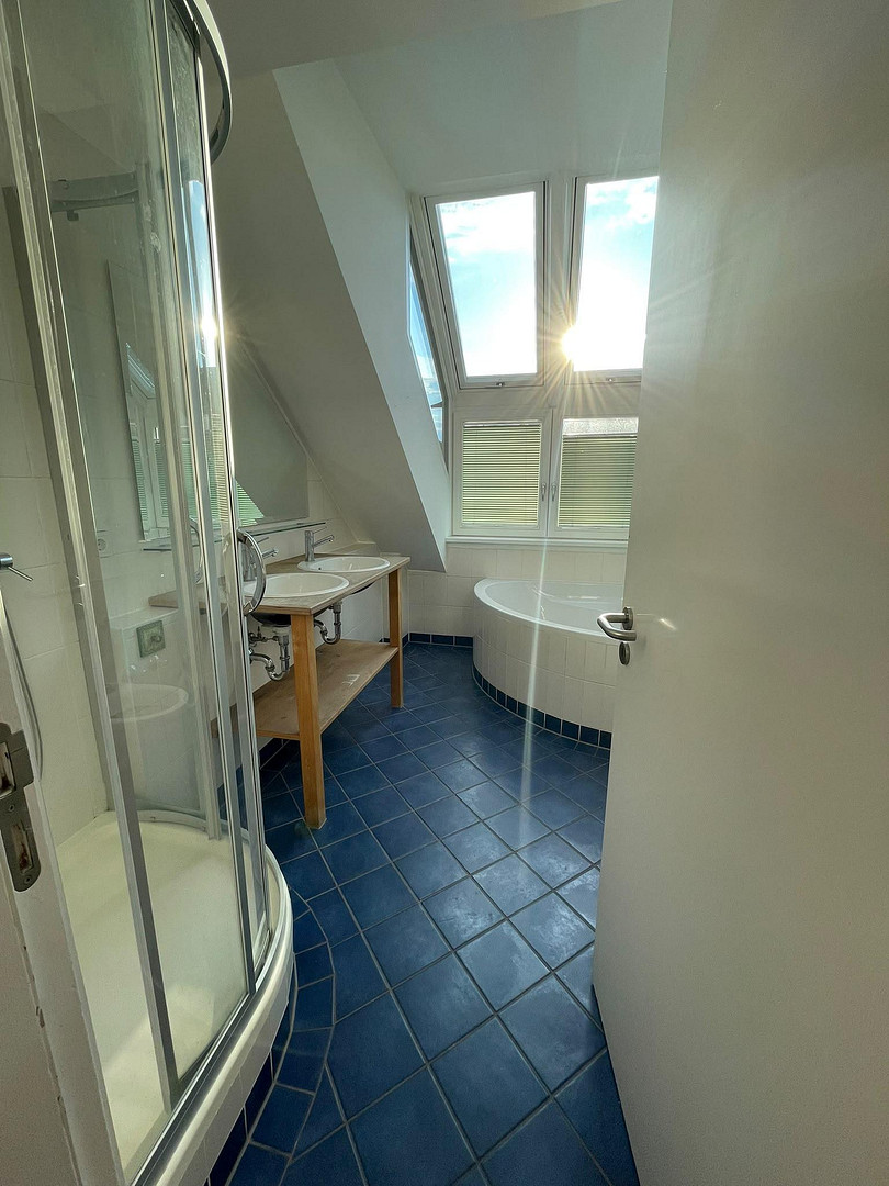 Exklusive provisionsfreie Dachgeschosswohnung mit Galerie und Wintergarten und separatem Appartement – 81541 München(Au) – Vorschaubild 16