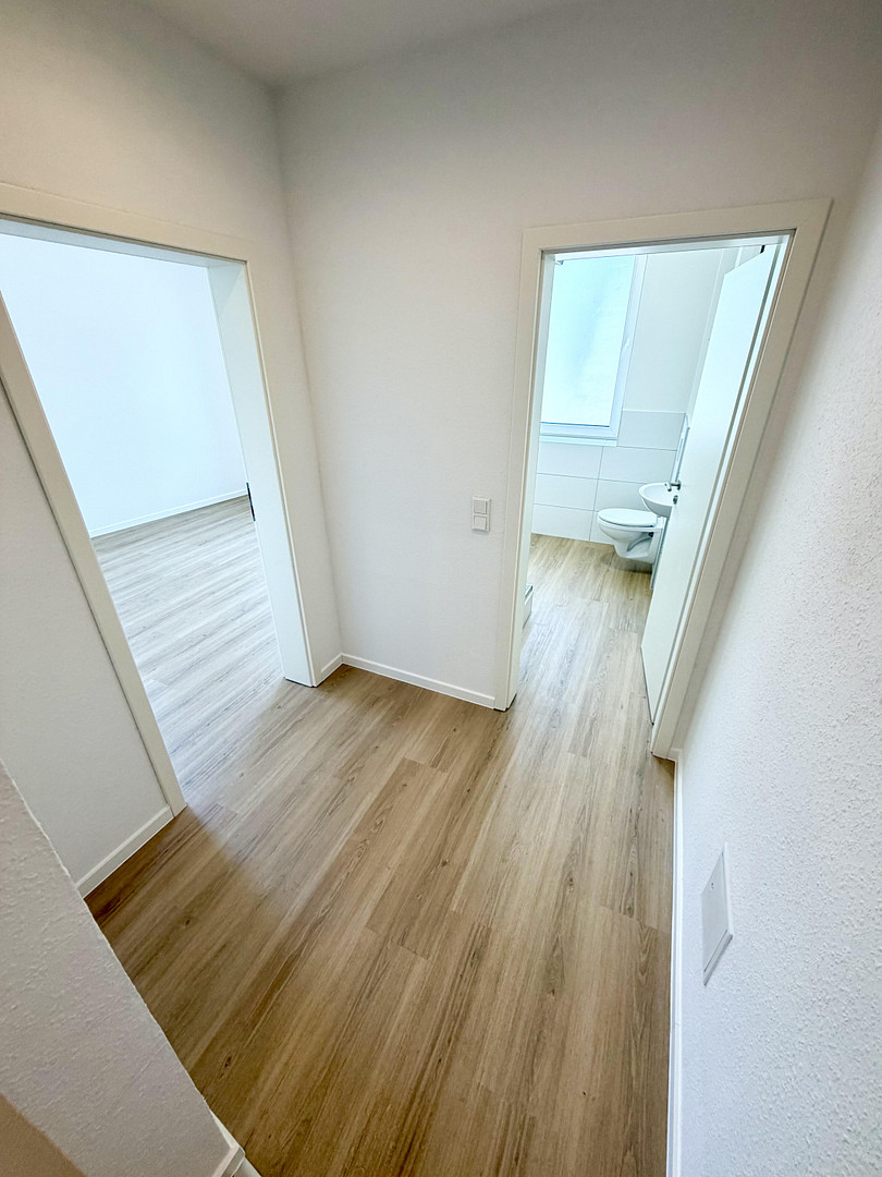 Komplett Renoviert! 2 Zimmer + Wohnküche + Bad – Johanneswerkstr. 35, 33611 Bielefeld – Vorschaubild 7