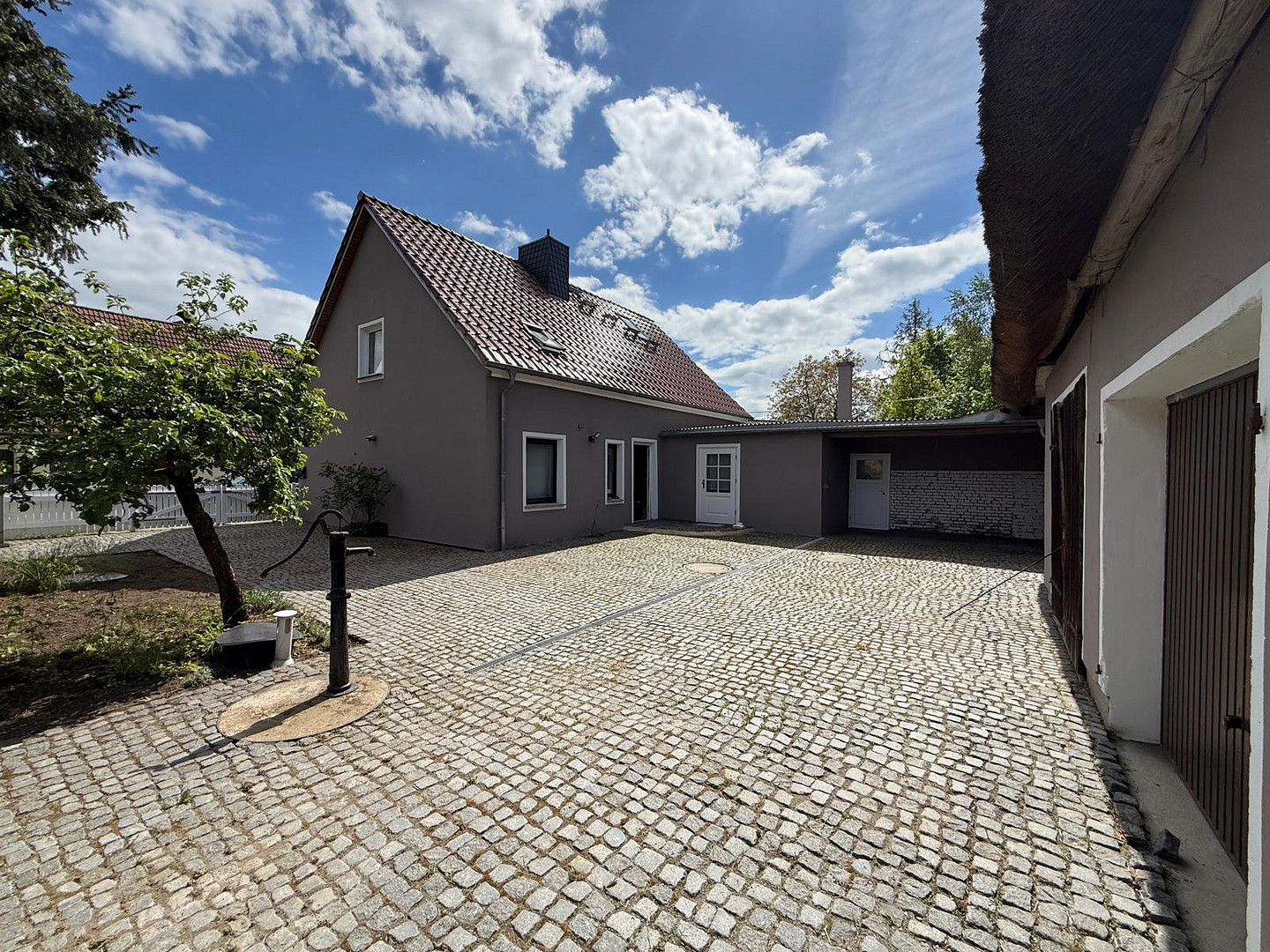 Kernsaniertes Zuhause oder Ferienhaus mit viel Platz in Reestow – Straße zur Koppel, 17406 Reestow – Vorschaubild 2