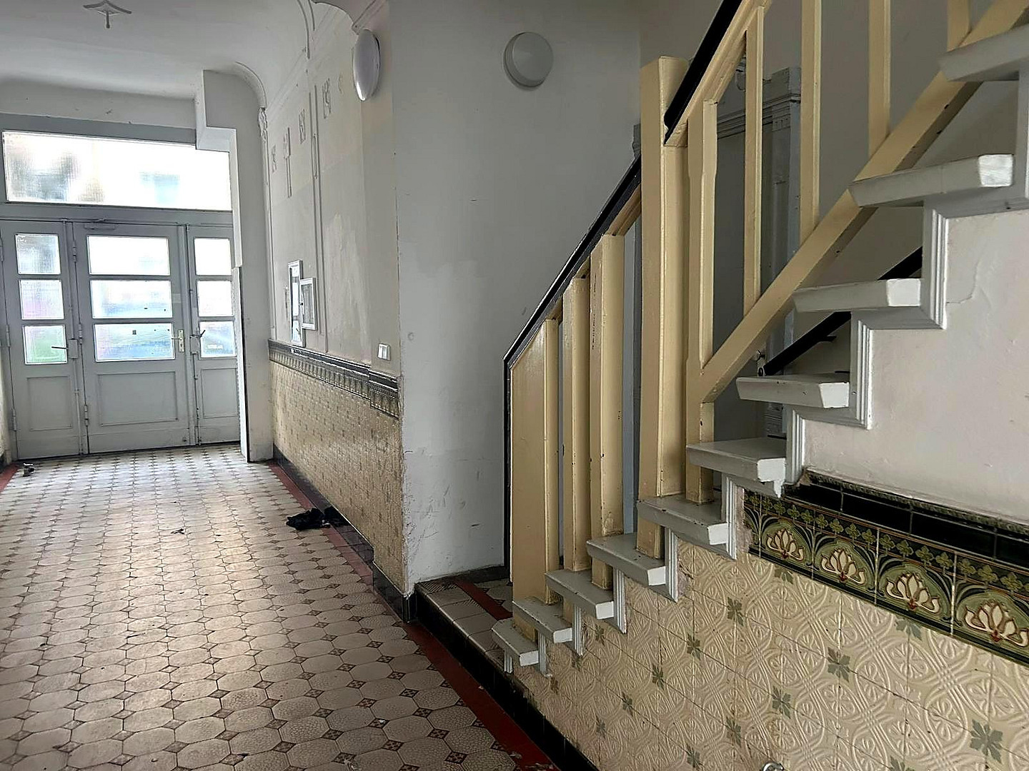 Hochwertig sanierte 1 Zimmer Altbauwohnung mit Loftcharakter Nähe U Bahn Station Frankfurter Tor – Berlin(Friedrichshain) – Vorschaubild 14