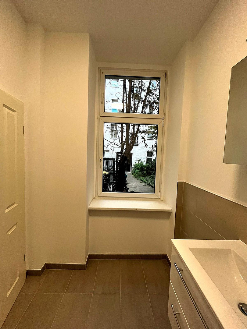 Hochwertig sanierte 1 Zimmer Altbauwohnung mit Loftcharakter Nähe U Bahn Station Frankfurter Tor – Berlin(Friedrichshain) – Vorschaubild 8
