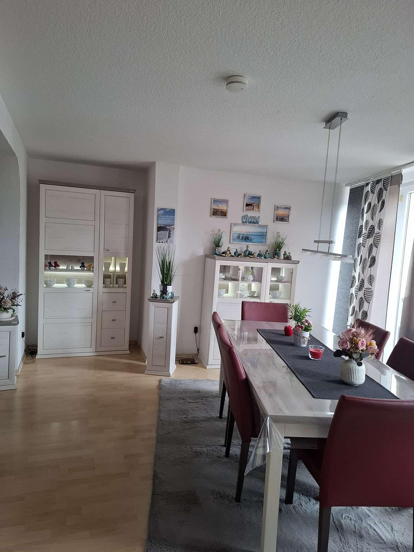 Schöne 3 Zi.- Whg mit großem Balkon in Oberhausen Sterkrade – Neumühler Str. 31, 46149 Oberhausen-Sterkrade(Sterkrade) – Vorschaubild 2