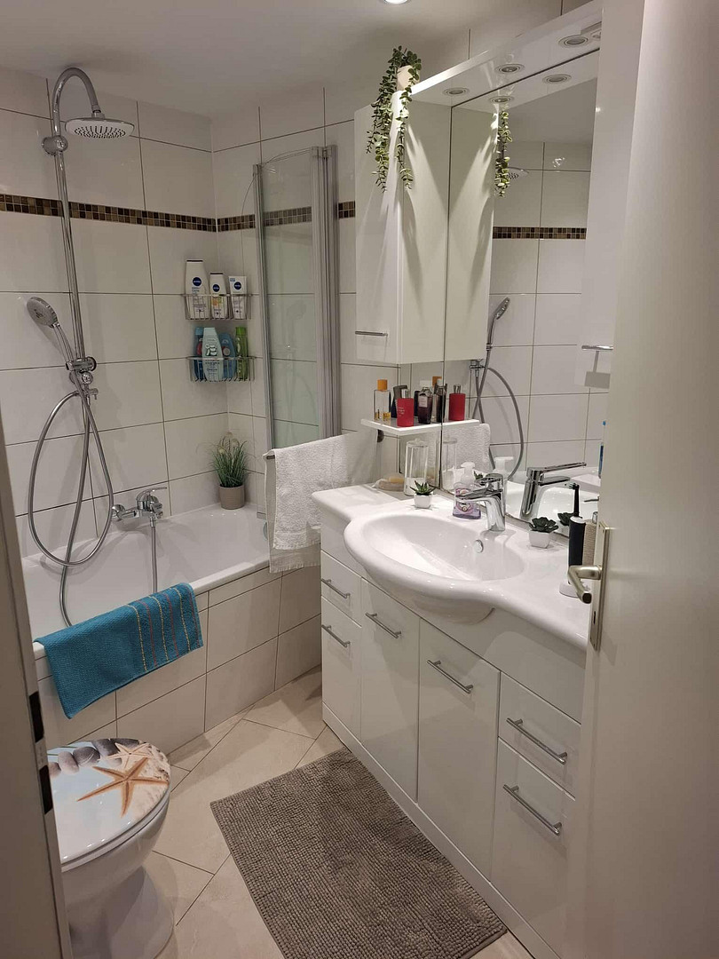 Schöne 3 Zi.- Whg mit großem Balkon in Oberhausen Sterkrade – Neumühler Str. 31, 46149 Oberhausen-Sterkrade(Sterkrade) – Vorschaubild 7