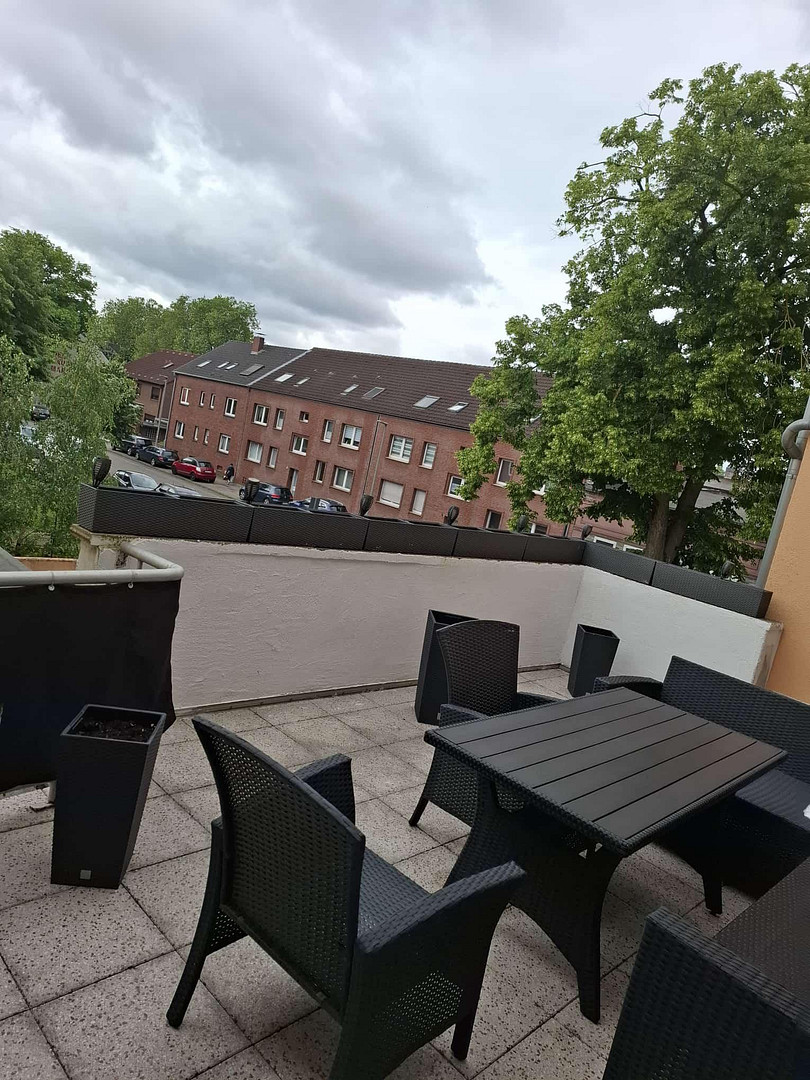 Schöne 3 Zi.- Whg mit großem Balkon in Oberhausen Sterkrade – Neumühler Str. 31, 46149 Oberhausen-Sterkrade(Sterkrade) – Vorschaubild 9